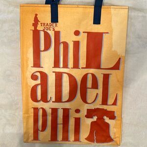 Trader Joe’s Plastic Reusable Shopping Tote Bag 6 Gallon Phila Collectible